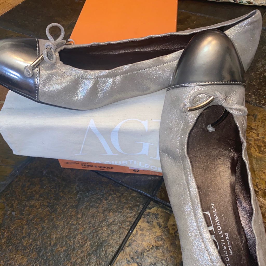 Brand New Agl Cap Toe Ballet Shoe In Shimmer , Gold